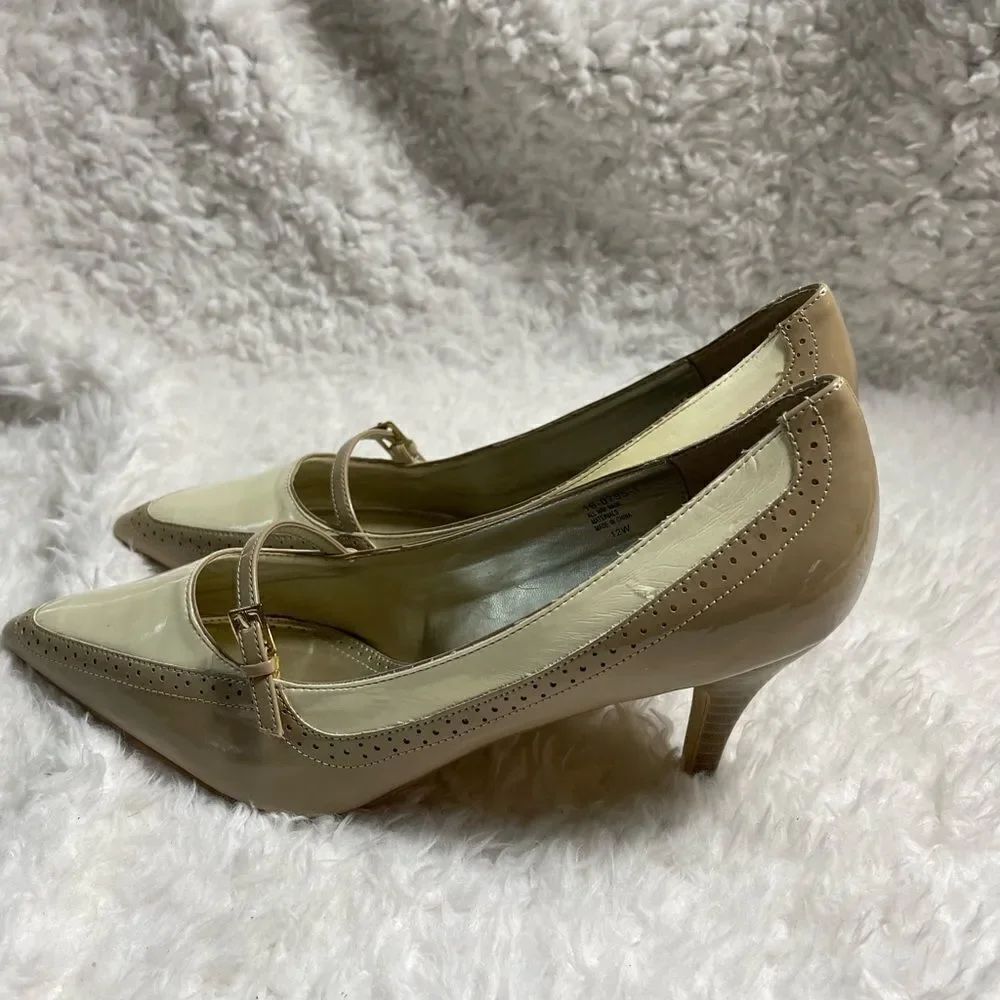 Comfortview two tone taupe & beige pointed toe 3” heels with buckle str…